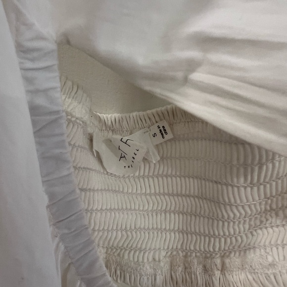 ASTR the Label White Cut Out Maxi Dress - Picture 3 of 4